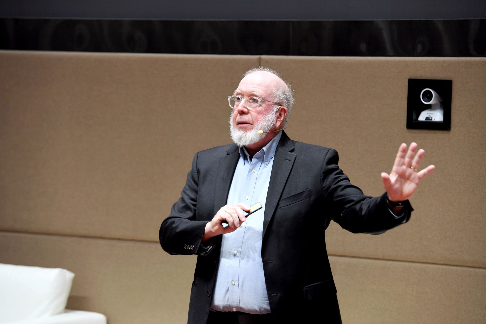 讲堂回响∣“硅谷精神之父”凯文·凯利做客成电讲坛