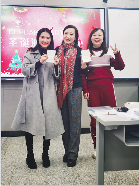 圣诞有礼，快乐予你！—2021级7班圣诞小派对欢乐落幕